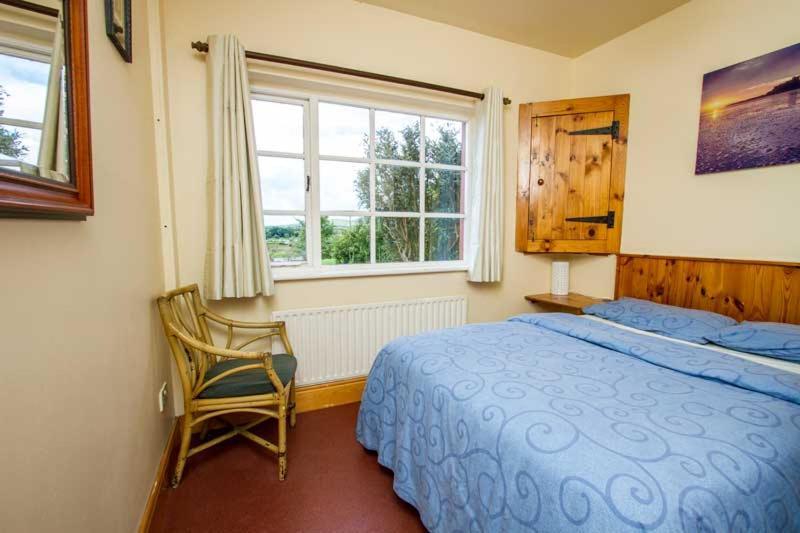 Rainbow Hostel Dingle Buitenkant foto